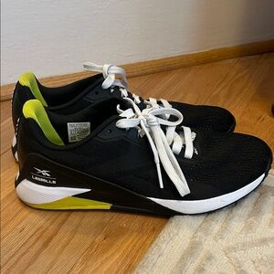 Men’s Reebok size 8 Sneaker